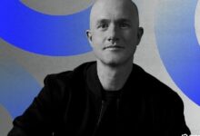 "Coinbase تتراجع بعد ضربة مزدوجة: قرار المحكمة العليا وبيع أسهم Ark – تعرف على التفاصيل الآن!"