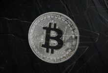 خسارة مدوية: رجل في كولورادو يخسر 1.4 مليون دولار من مدخراته في عملية احتيال عاطفي