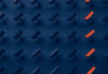 "إيليبتيك" تحذر من عمليات احتيال "ذبح الخنزير" على نطاق صناعي تستغل العملات الرقمية في غسل الأموال