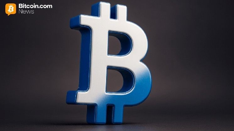 بيتكوين عند 110,000 دولار: مرحلة التجميع، تدفقات صناديق الاستثمار المتداولة السالبة، واستعدادات "أكتوبر الصاعد"