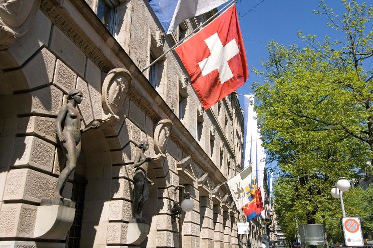 الكتيب السويسري لبناء بنية تحتية مالية أصلية للعملات الرقمية