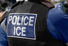 مطور تطبيق تتبع ICE يخطط لاتخاذ إجراءات قانونية بعد إزالته من "آبل": "لم نرتكب أي مخالفة"