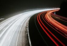 سلسلة Monad السريعة لمحاكي إيثيريوم الافتراضي تَعِدُ بمكاسب أداء هائلة لاستخدامات التمويل اللامركزي