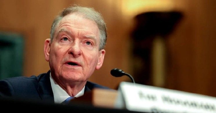 رئيس هيئة الأوراق المالية والتبادل الأمريكي يحذر من استمرار الرقابة على الأسواق المالية رغم الإغلاق