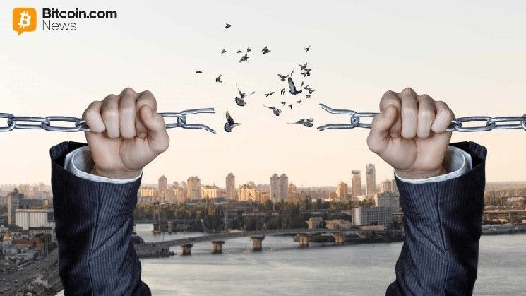 لماذا يحتاج العالم إلى العملات الرقمية: رئيس "كوينبيز" يربط الأصول المشفرة بالحرية الاقتصادية