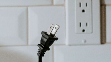 انهيار "أمازون ويب سيرفيس" يعيد كسر وهم اللامركزية في عالم العملات الرقمية