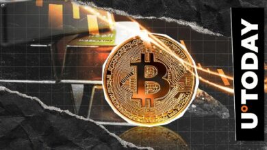 خبير من بلومبيرج يحذر: البيتكوين قد يفقد 50% من قيمته مقابل الذهب