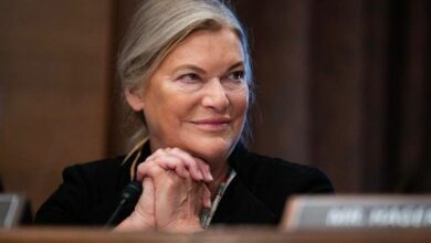 بخُطىً ثابتة: سناتور لوميس تدفع قدماً بتشريعات هيكلة سوق العملات الرقمية رغم التهديد بالإغلاق