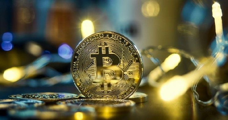 "Glassnode" تُحدد بيعاً مركزاً للبتكوين وسط استقرار السوق