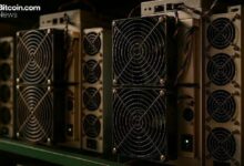 انخفاض صعوبة تعدين البيتكوين يفتتح مرحلة إعادة الضبط لدورة التعدين