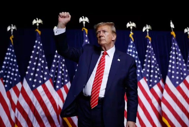 الساعات الأخيرة قبل أزمة إغلاق الحكومة الأمريكية: دونالد ترامب يصدر بيانًا مثيرًا