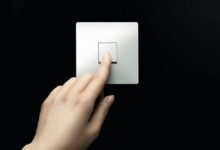 إغلاق هيئة الأوراق المالية الأمريكية يوقف الموافقات على الصناديق ويترك المتداولين الأفراد في مواجهة عدم اليقين