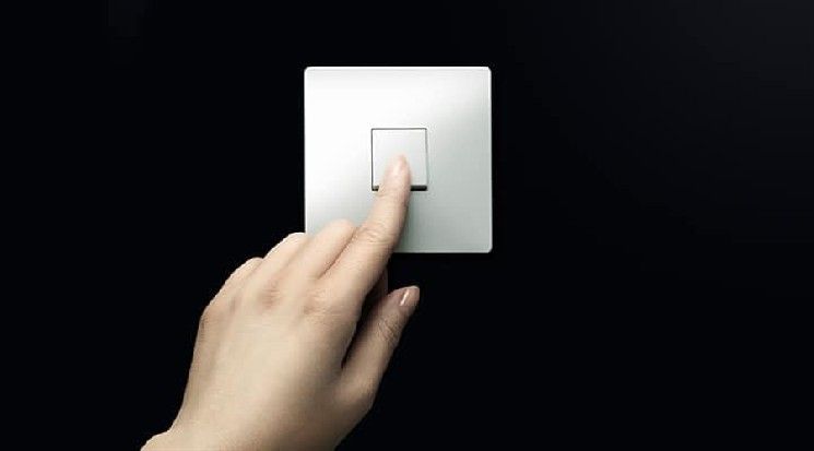 إغلاق هيئة الأوراق المالية الأمريكية يوقف الموافقات على الصناديق ويترك المتداولين الأفراد في مواجهة عدم اليقين