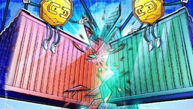 واقع الإغلاق يصطدم بجدال التحفيز: تداعيات الشيكات الممولة من الرسوم الجمركية على العملات الرقمية