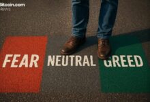 من الخوف إلى الطمع: مؤشر مزاج سوق العملات الرقمية يقترب من منطقة "الجشع"
