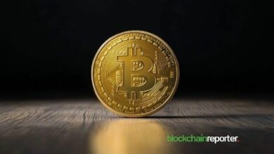 انخفاض حيازات البتكوين غير المنفقة إلى أدنى مستوى في 17 شهراً.. إشارة إلى مرحلة إعادة التراكم بين المستثمرين