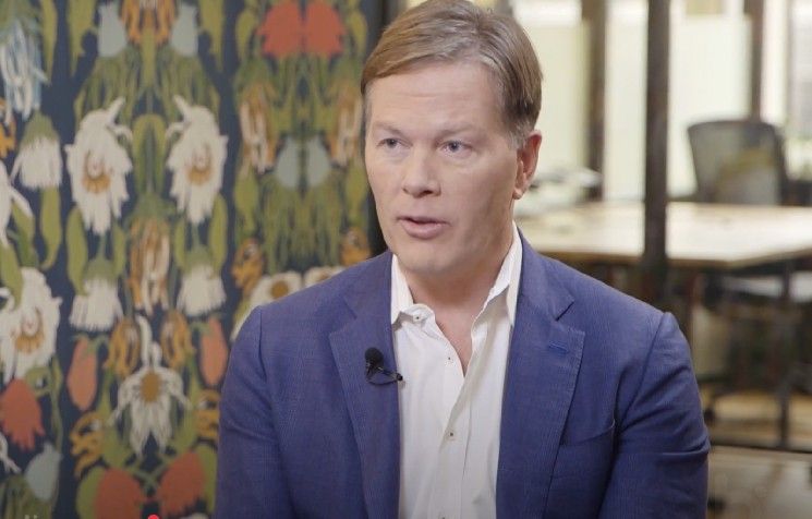 دان مورهد: استراتيجية سايلور "فتحت عينيه" على البيتكوين