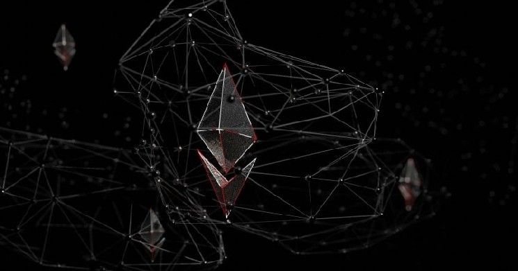 مطور أساسي في إيثيريوم ينتقد نفوذ فيتاليك بوتيرين ويحذر من مركزية الشبكة