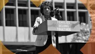 عضو الكونغرس ماكسين ووترز تنتقد العفو الرئاسي لمؤسس "باينانس"