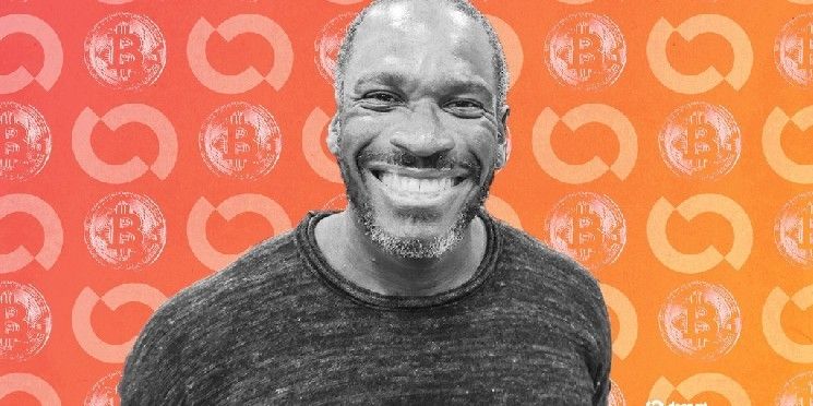 ملياردير البيتكوين آرثر هايز يتوقع: اضطرابات البنك المركزي الأوروبي ستعزز صعود BTC
