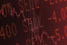 تعدين البيتكوين يفقد زخمه بعد خسارة 94 مليار دولار من قيمته السوقية القياسية