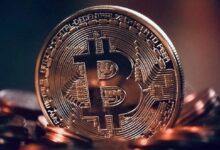 سعر البيتكوين يُفوِّت ذروة قياسية.. ما التوقعات الآن؟