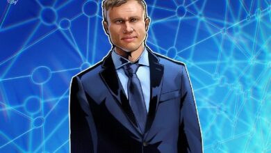 رومان ستورم يحذر مطوري التمويل اللامركزي: هل أنتم واثقون من تخلّي وزارة العدل الأمريكية عن ملاحقتكم؟