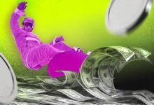 تاجر جني أكثر من 12 مليون دولار من عملتي MELANIA وTRUMP يشتري عملة رقمية بديلة مثيرة للجدل