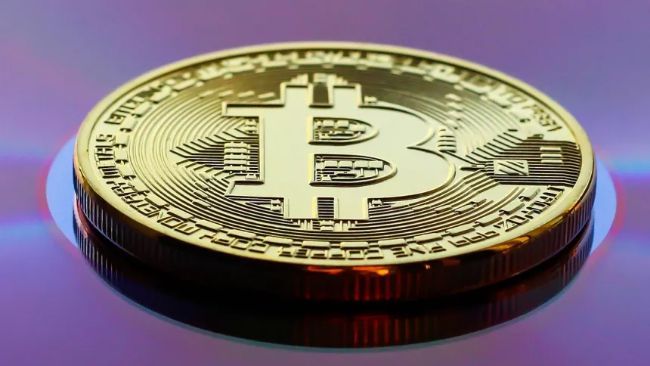 البيتكوين يحافظ على استقراره بينما يفقد الذهب تريليونات من قيمته.. ماذا يعني ذلك؟