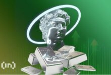 فضي أعلى مستوى في التاريخ يتفوق على البيتكوين: هل انتهى عصر الذهب الرقمي أخيرًا؟