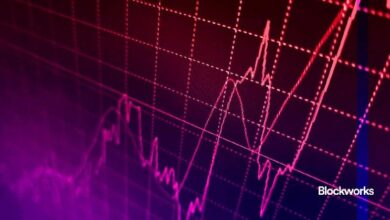 العملات الرقمية تشهد تراجعاً حاداً مع انعكاس تدفقات صناديق الاستثمار المتداولة