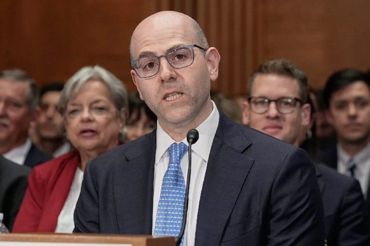 عضو الاحتياطي الفيدرالي الأكثر تشجيعًا للسيولة يتحدث عن قرار الفائدة: مفاجأة كبيرة قد تنتظرنا في ديسمبر