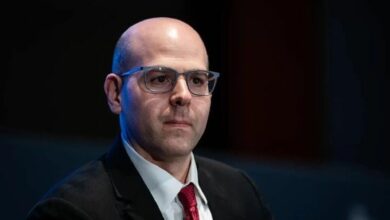 مسؤول الاحتياطي الفيدرالي الأكثر تساهلاً يعلن عن قرار سعر الفائدة المتوقع في ديسمبر