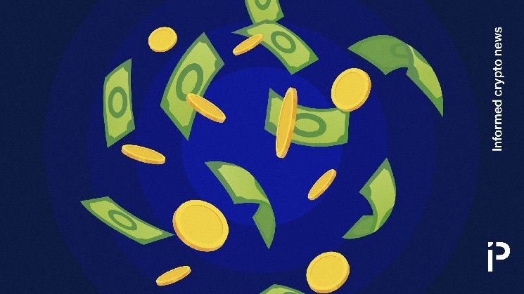 كبار مسؤولي العملات الرقمية يحققون أرباحاً طائلة بينما تنهار الأسهم