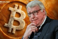 تقلص هوامش البيتكوين يدفع جيمس تشانوس الشهير لإغلاق مراكز البيع على المنصة