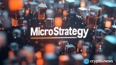 "سيتيرون ريسيرش" تحتفل بمرور عام على رهانها ضد إستراتيجية وتدافع عن مركز البيع