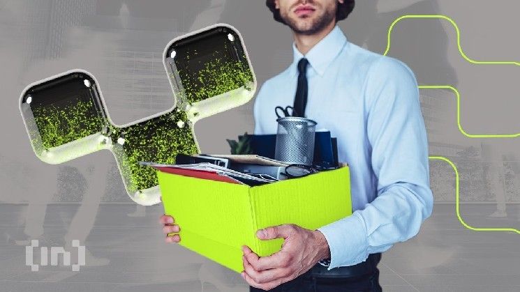 انسَوا شهادات الماجستير: مصارف اليابان تتعاقد مع حاملي دكتوراه الرياضيات وخبراء الذكاء الاصطناعي