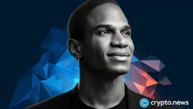 آرثر هايز: اكتشاف أسعار الأسهم سينتقل إلى أسواق المشتقات الرقبية (Perps) على مدار الساعة