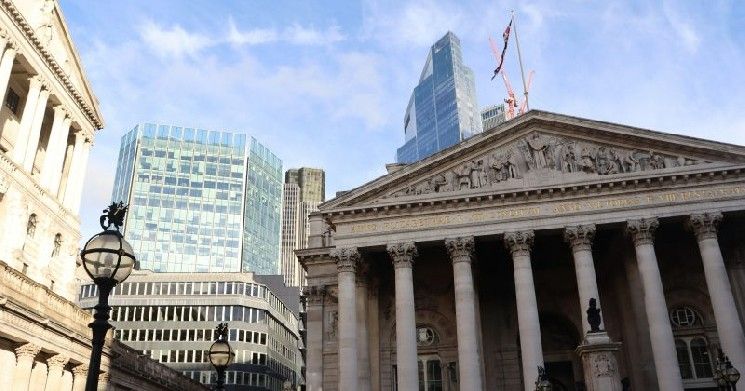 المشرعون العالميون يمررون قواعد مصرفية للعملات الرقمية وسط صعود العملات المستقرة