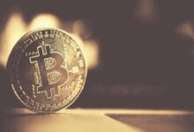 كل المؤشرات الإيجابية لا تزال قائمة: فلماذا يشهد البيتكوين (BTC) تراجعًا حادًا؟