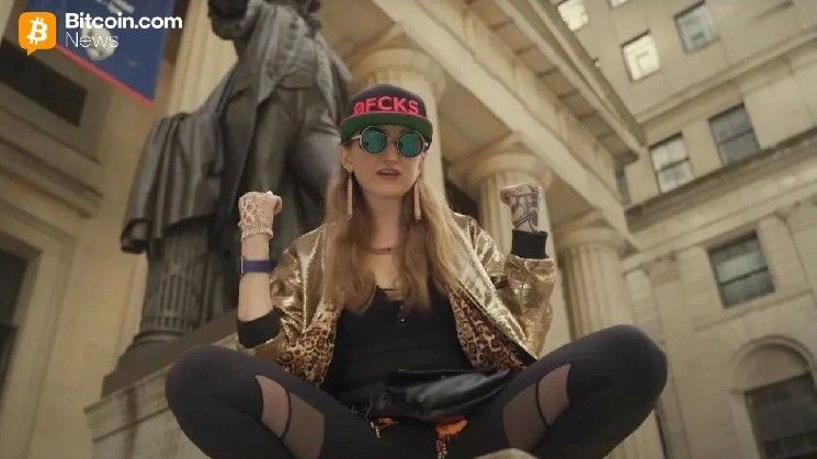 لا، لم يخفف ترامب الحكم على هيذر "رازلكhan" مورغان