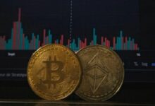 بلاك روك تنقل 467 مليون دولار من البيتكوين و176 مليون دولار من الإيثيريوم إلى كوين بيز