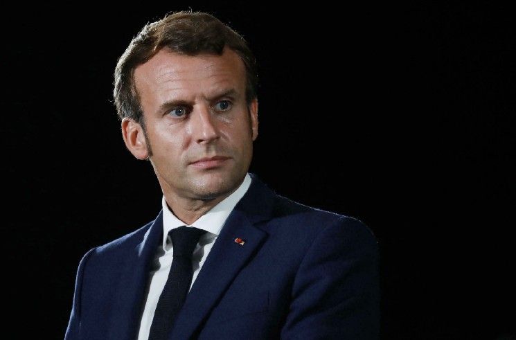 ماكرون يحذر من تحرير القوانين الأمريكية للعملات الرقمية
