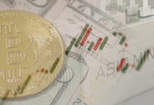 أسهم شركات تعدين البيتكوين تهبط مع ارتفاع تكاليف الإنتاج