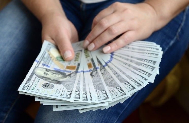 رغم التراجع.. هذه العملات البديلة الـ 15 حققت أعلى الإيرادات