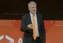 مايكل سايلور يلمح إلى اجتماع محتمل مع البنوك حول البيتكوين