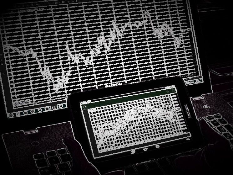 بتكوين وإيثيريوم يرتفعان بعد قرار رفع الفائدة الياباني يعزز شهية المخاطرة الآسيوية