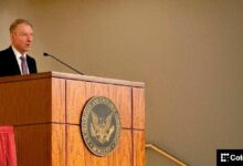 رئيس هيئة الأوراق المالية الأمريكية يحذر: ضرورة تقييد صلاحيات الرقابة في استخدام تقنيات التشفير للتجسس