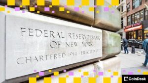 هاست: صوت ترامب “لن يكون له وزن” في قرارات الفائدة إذا أصبحت رئيسًا للاحتياطي الفيدرالي