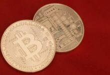 معركة المدى المتوسط تواجه الانسحاب الكلي للبيتكوين – هل يستعيد الثيران زخمهم؟